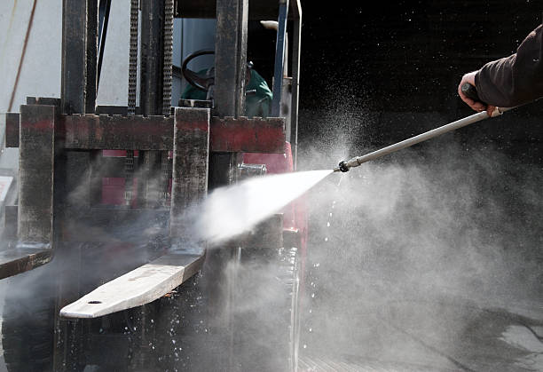 Best Driveway Pressure Washing  in Versailles, OH